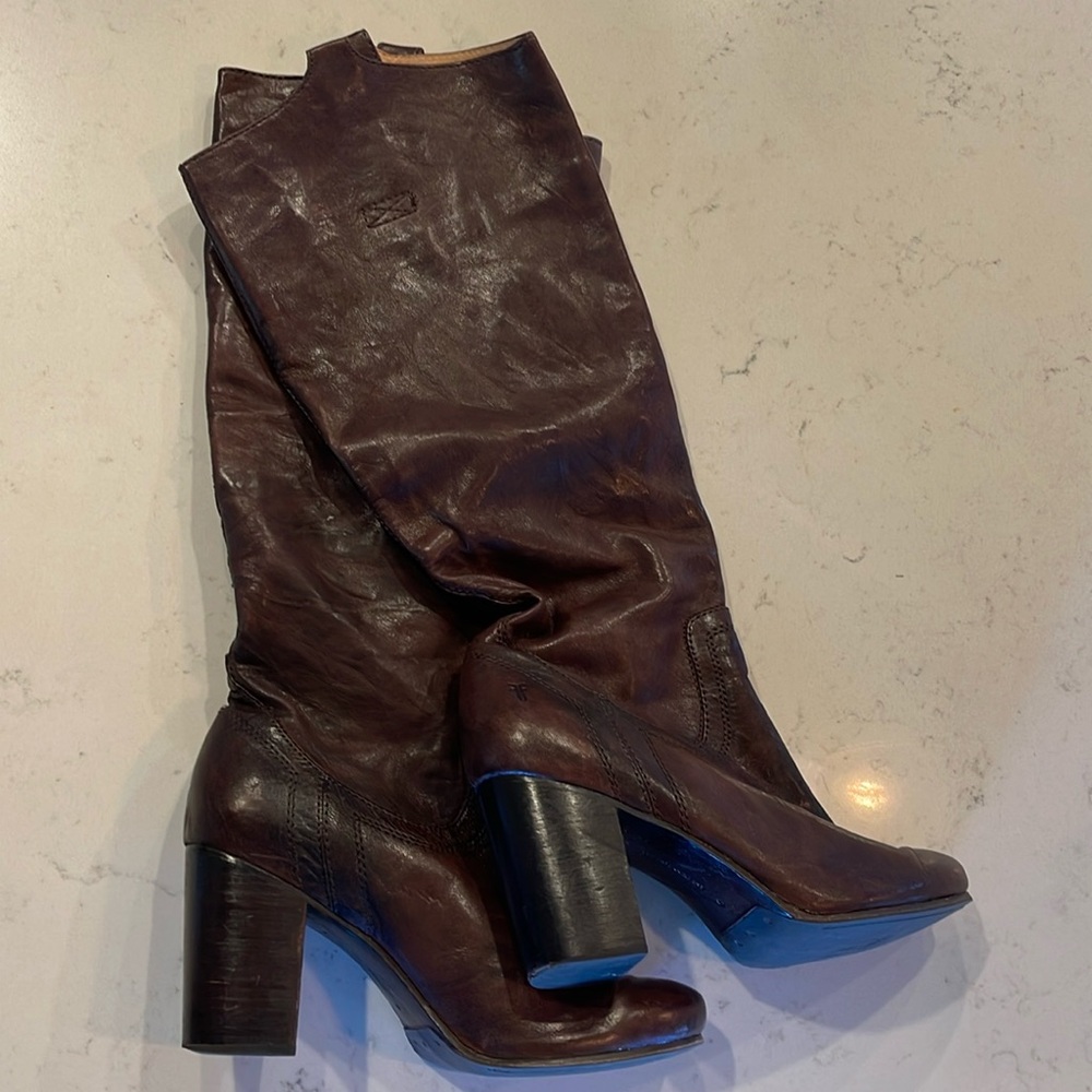 Frye brown leather Carson heel size 11